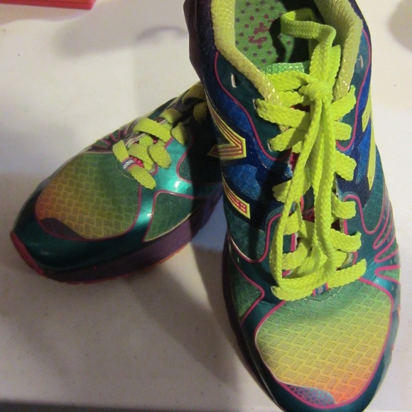 new balance 890 revlite rainbow